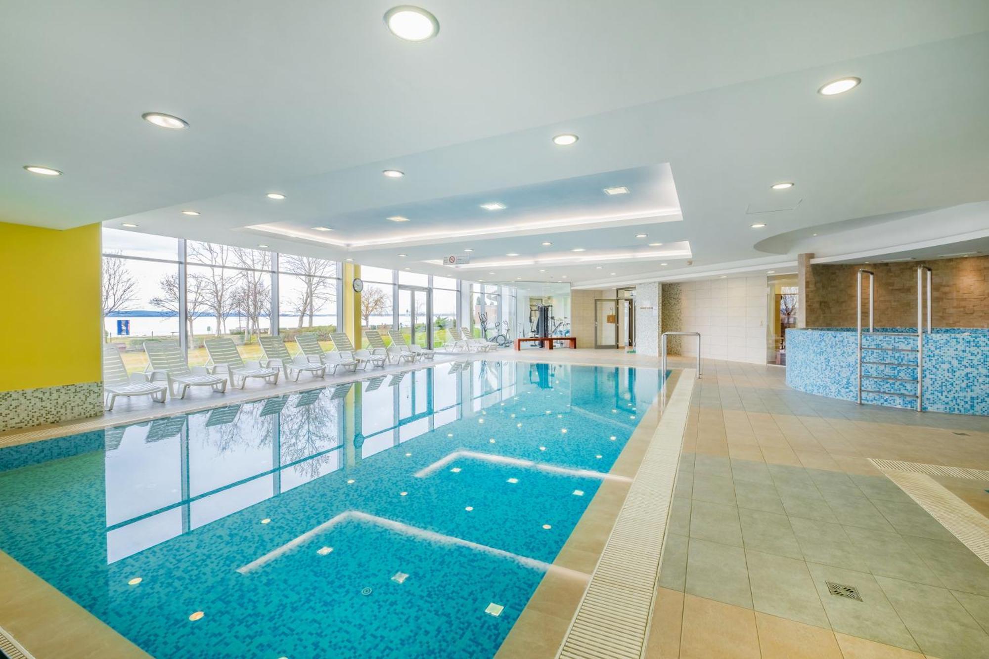 Myflat Club 218 Gold II Wellness Apartment Siófok Exterior foto